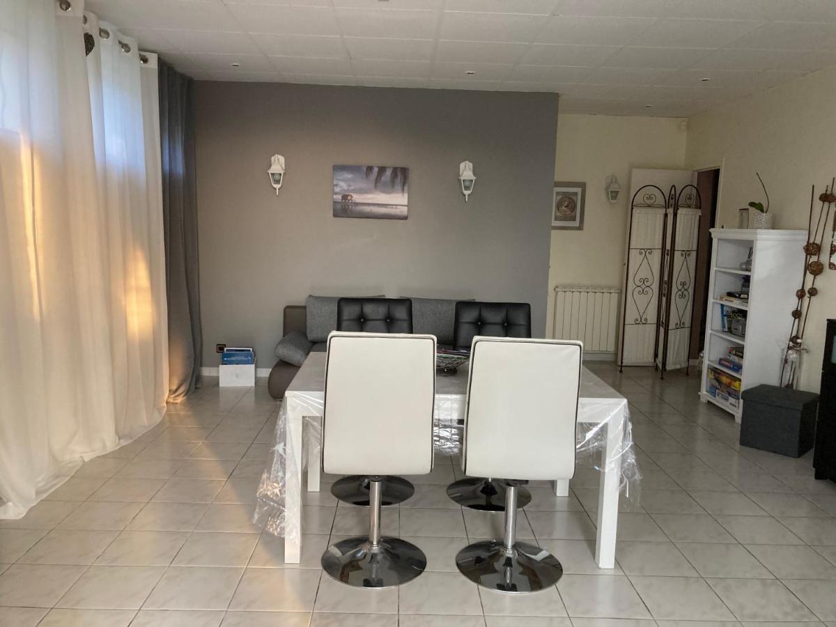 Gite Comme A La Maison Hyères Екстериор снимка