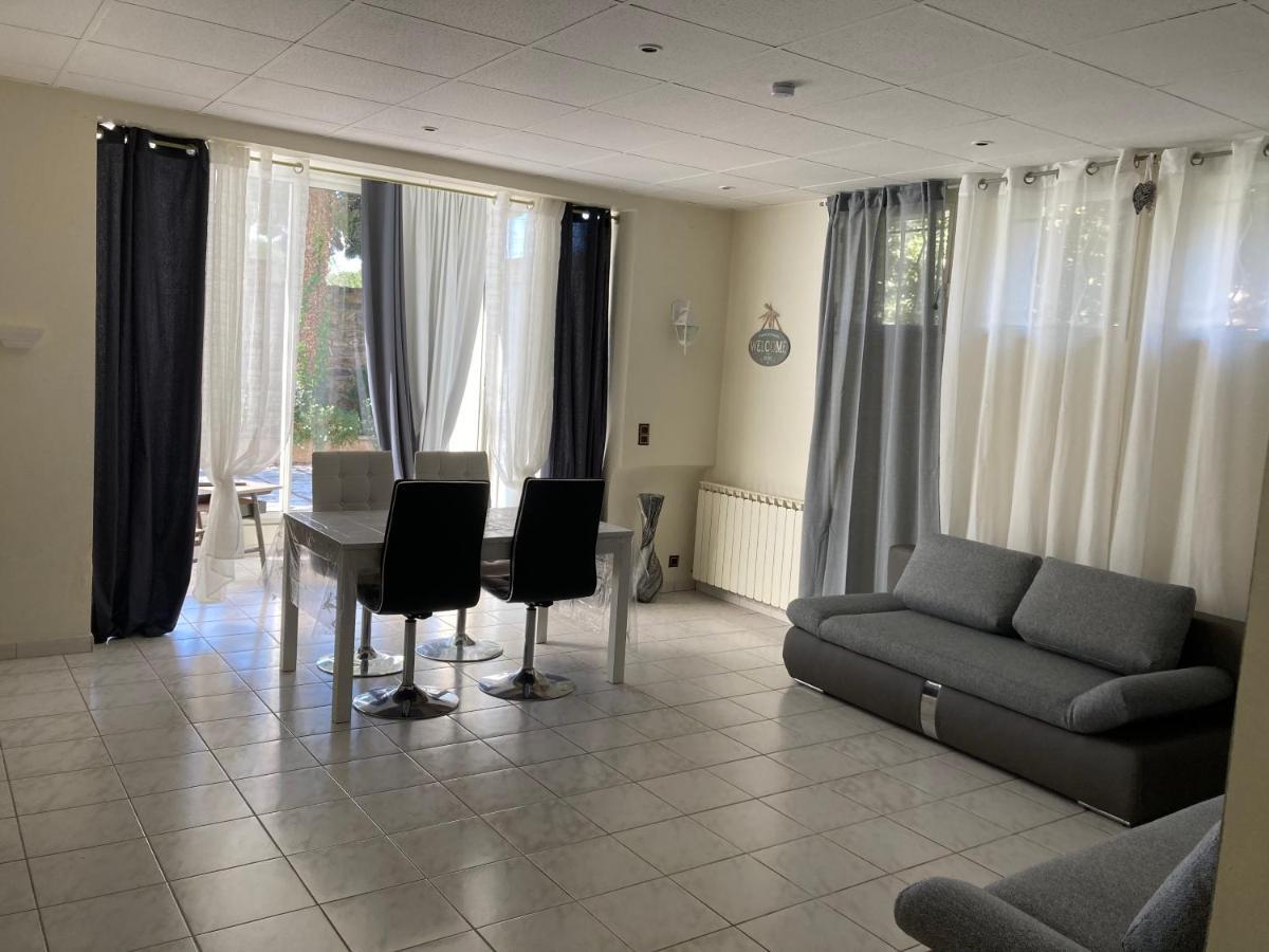 Gite Comme A La Maison Hyères Екстериор снимка