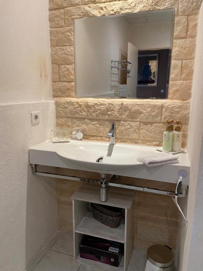 Gite Comme A La Maison Hyères Екстериор снимка